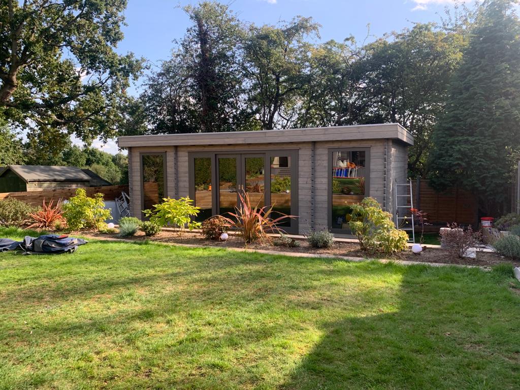 garden building mirror